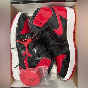 Jordan 1 retro high OG Patent Red